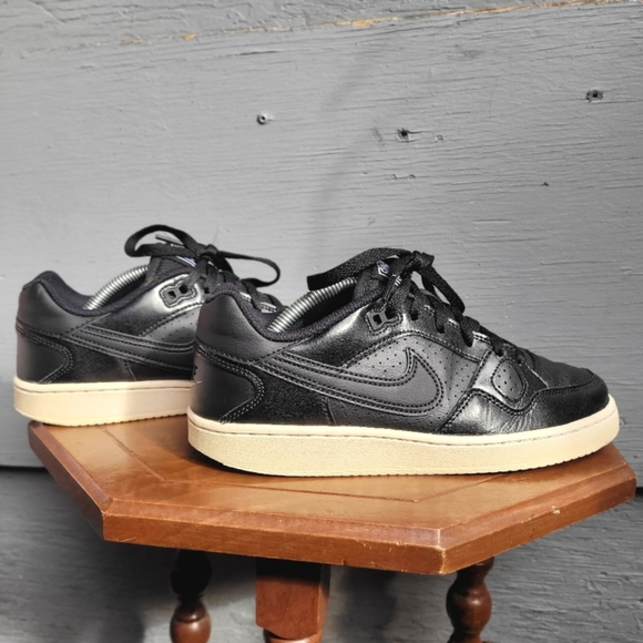 Nike Son of Force - Picture 1 of 12